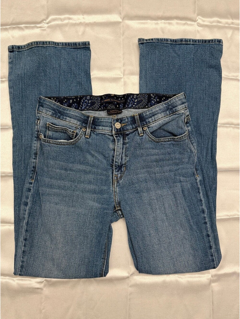 Levi’s 525 Perfect Waist Bootcut Jeans 10M Paisley Bandana Waistband Y2K Blue